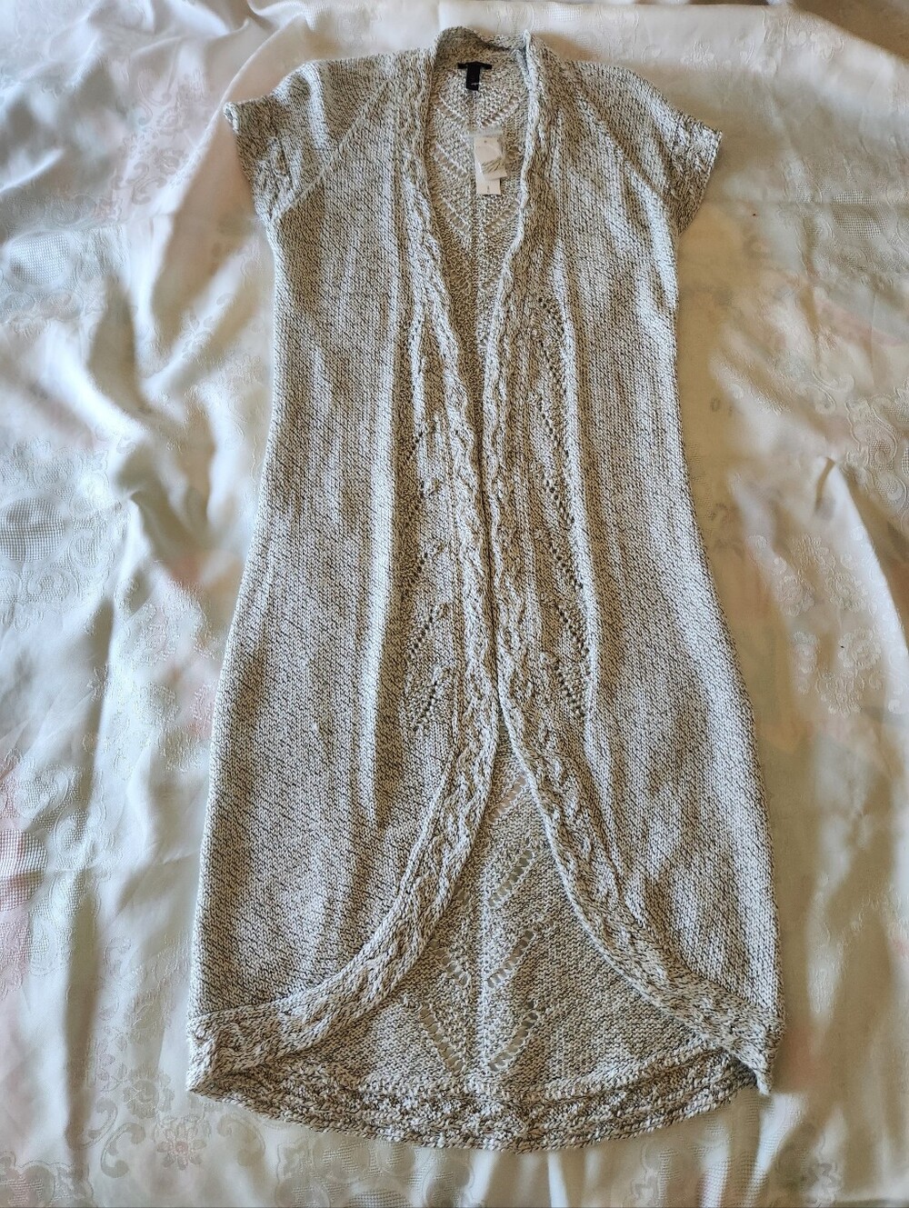 Soma "Casual Luxury London Wrap/Shawl" Light Gray Knit SzS NEW!